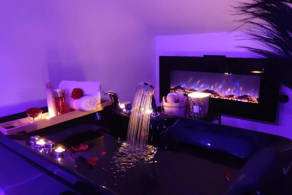 Logement Romantique Et Cosy Charleroi Eksteriør bilde